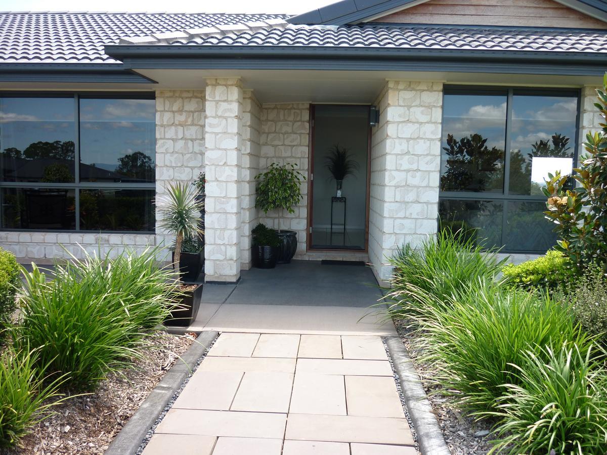 Willowbank Drive Bed & Breakfast Exterior photo