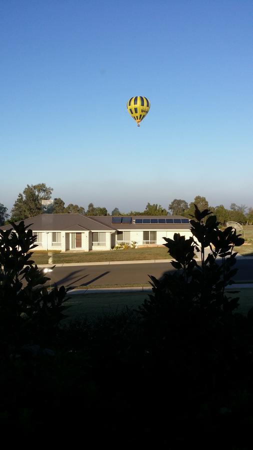 Willowbank Drive Bed & Breakfast Exterior photo